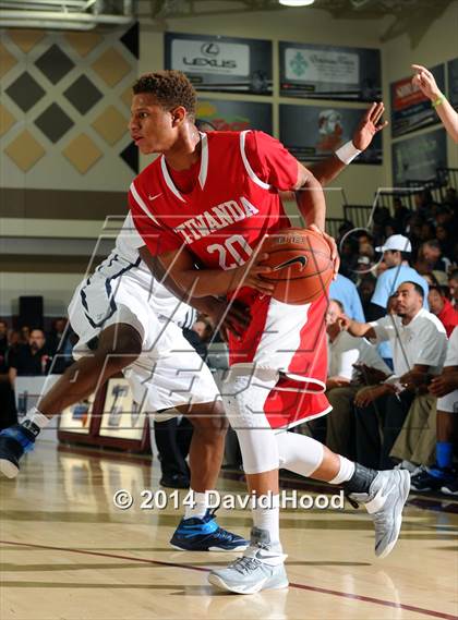 Thumbnail 1 in Sierra Canyon vs. Etiwanda (MaxPreps Holiday Classic) photogallery.