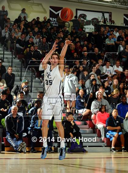 Thumbnail 1 in Sierra Canyon vs. Etiwanda (MaxPreps Holiday Classic) photogallery.