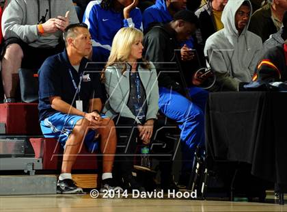 Thumbnail 3 in Sierra Canyon vs. Etiwanda (MaxPreps Holiday Classic) photogallery.