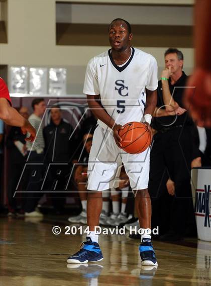 Thumbnail 3 in Sierra Canyon vs. Etiwanda (MaxPreps Holiday Classic) photogallery.