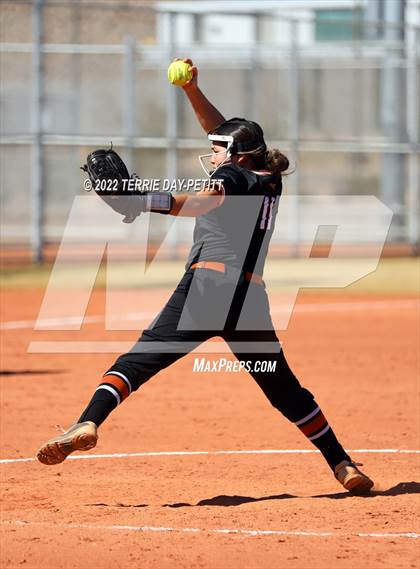 Thumbnail 2 in Coconino vs Desert Edge (Sunrise Mountain Tournament) photogallery.