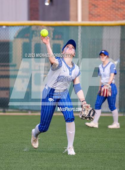 Thumbnail 2 in Plano East @ Plano West photogallery.