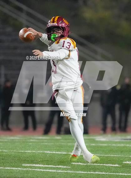 Thumbnail 3 in Cardinal Newman vs. Pittsburg (CIF NCS D1 Final) photogallery.