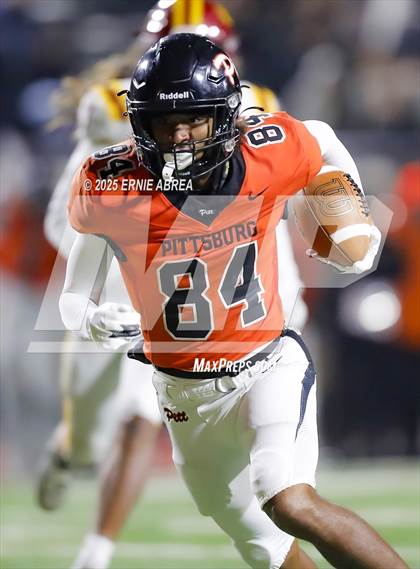 Thumbnail 1 in Cardinal Newman vs. Pittsburg (CIF NCS D1 Final) photogallery.