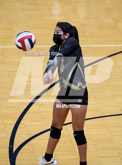 Thumbnail 3 in Brennan vs O'Connor JV photogallery.