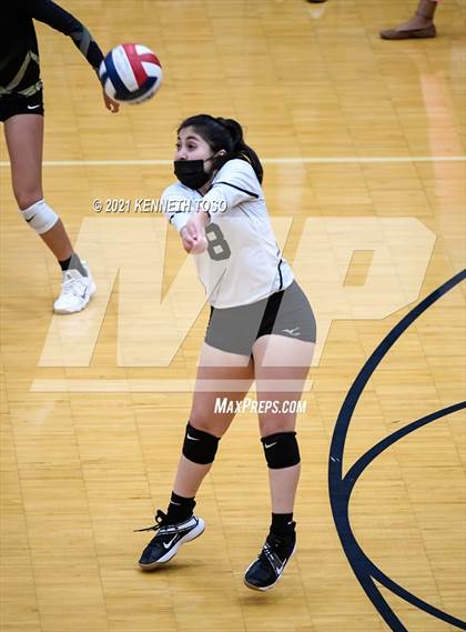 Thumbnail 3 in Brennan vs O'Connor JV photogallery.