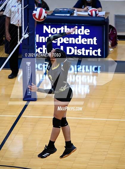 Thumbnail 2 in Brennan vs O'Connor JV photogallery.