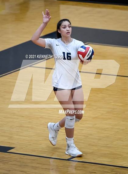 Thumbnail 1 in Brennan vs O'Connor JV photogallery.