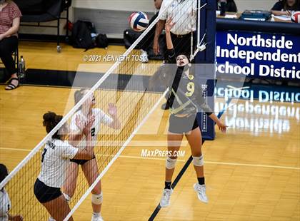 Thumbnail 3 in Brennan vs O'Connor JV photogallery.