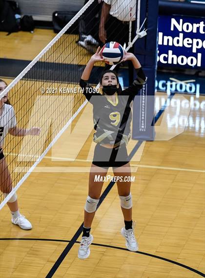 Thumbnail 3 in Brennan vs O'Connor JV photogallery.