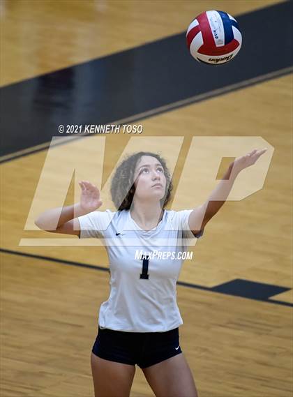 Thumbnail 1 in Brennan vs O'Connor JV photogallery.