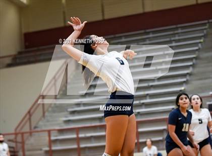 Thumbnail 1 in Brennan vs O'Connor JV photogallery.