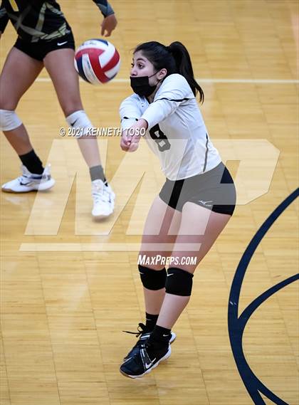 Thumbnail 1 in Brennan vs O'Connor JV photogallery.