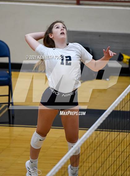 Thumbnail 3 in Brennan vs O'Connor JV photogallery.