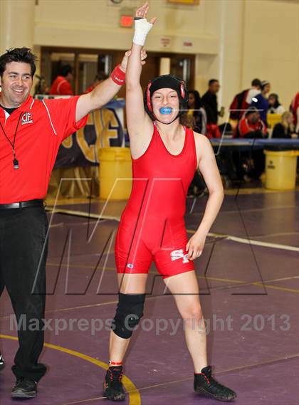 Thumbnail 2 in CIF State Girls Wrestling Championships (Round 3) photogallery.