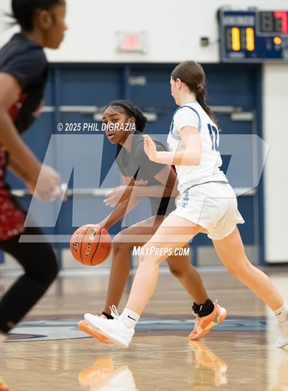 Thumbnail 3 in Weiss @ Bryan photogallery.