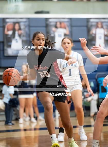 Thumbnail 3 in Weiss @ Bryan photogallery.