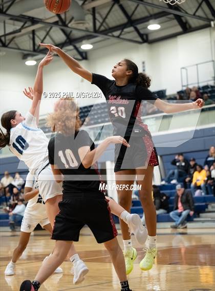 Thumbnail 3 in Weiss @ Bryan photogallery.