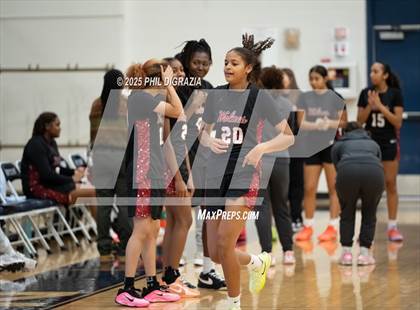 Thumbnail 1 in Weiss @ Bryan photogallery.