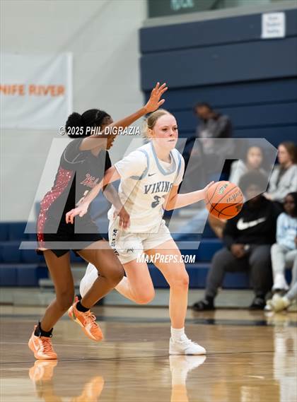 Thumbnail 3 in Weiss @ Bryan photogallery.