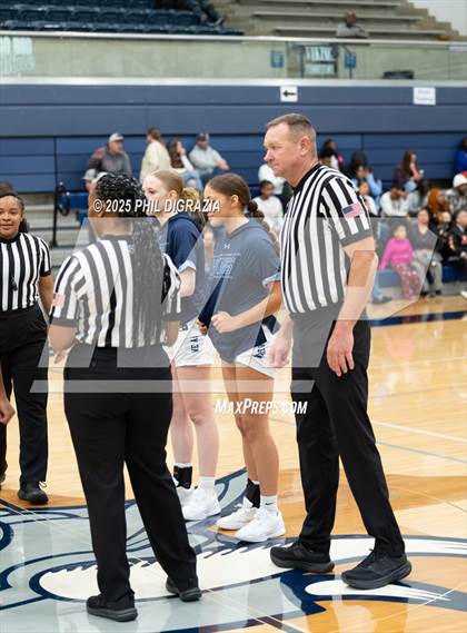 Thumbnail 3 in Weiss @ Bryan photogallery.