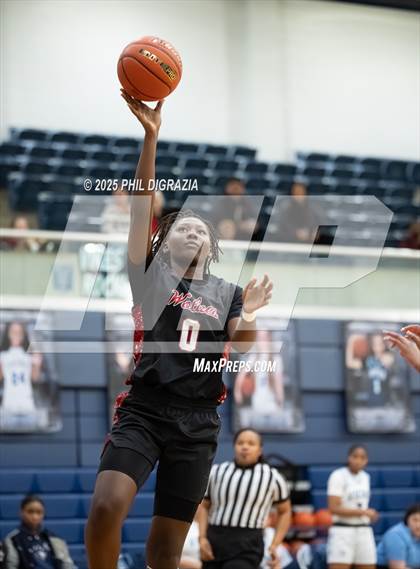 Thumbnail 2 in Weiss @ Bryan photogallery.