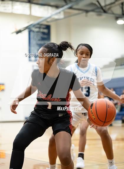 Thumbnail 3 in Weiss @ Bryan photogallery.