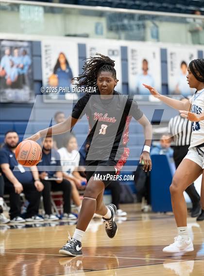 Thumbnail 3 in Weiss @ Bryan photogallery.