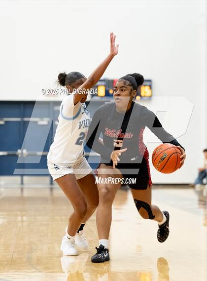 Thumbnail 2 in Weiss @ Bryan photogallery.