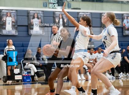 Thumbnail 3 in Weiss @ Bryan photogallery.