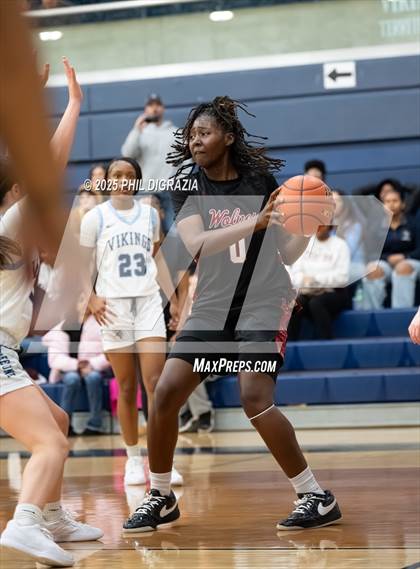 Thumbnail 1 in Weiss @ Bryan photogallery.