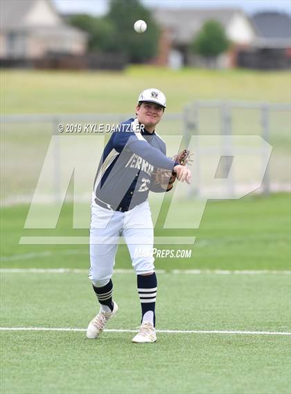 Thumbnail 2 in Perrin-Whitt vs Savoy (UIL 1A Region 2 Area Playoff) photogallery.