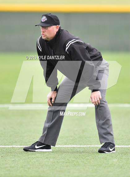 Thumbnail 3 in Perrin-Whitt vs Savoy (UIL 1A Region 2 Area Playoff) photogallery.