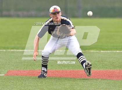Thumbnail 1 in Perrin-Whitt vs Savoy (UIL 1A Region 2 Area Playoff) photogallery.