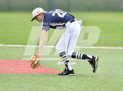 Thumbnail 3 in Perrin-Whitt vs Savoy (UIL 1A Region 2 Area Playoff) photogallery.