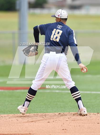 Thumbnail 2 in Perrin-Whitt vs Savoy (UIL 1A Region 2 Area Playoff) photogallery.