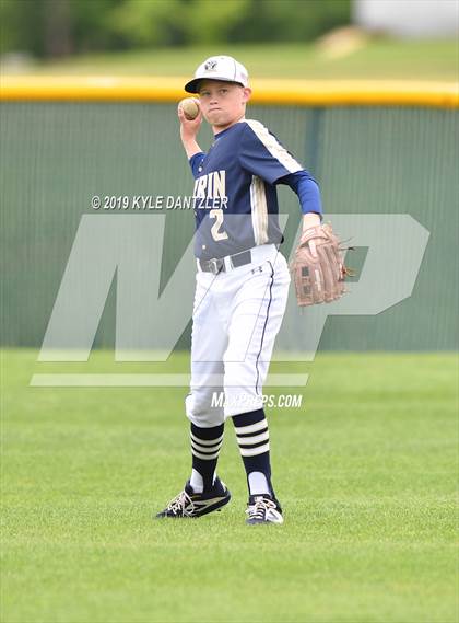 Thumbnail 3 in Perrin-Whitt vs Savoy (UIL 1A Region 2 Area Playoff) photogallery.