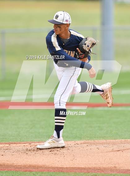 Thumbnail 2 in Perrin-Whitt vs Savoy (UIL 1A Region 2 Area Playoff) photogallery.