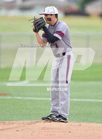 Thumbnail 3 in Perrin-Whitt vs Savoy (UIL 1A Region 2 Area Playoff) photogallery.