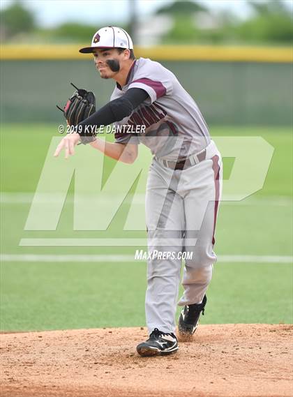 Thumbnail 3 in Perrin-Whitt vs Savoy (UIL 1A Region 2 Area Playoff) photogallery.