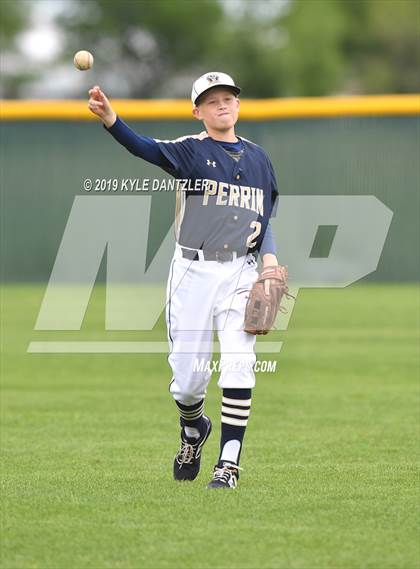 Thumbnail 1 in Perrin-Whitt vs Savoy (UIL 1A Region 2 Area Playoff) photogallery.