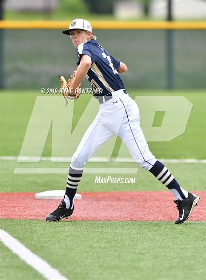 Thumbnail 1 in Perrin-Whitt vs Savoy (UIL 1A Region 2 Area Playoff) photogallery.