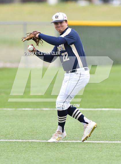 Thumbnail 1 in Perrin-Whitt vs Savoy (UIL 1A Region 2 Area Playoff) photogallery.