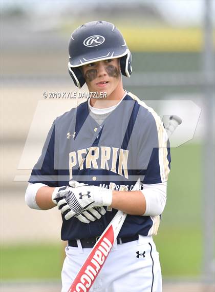 Thumbnail 2 in Perrin-Whitt vs Savoy (UIL 1A Region 2 Area Playoff) photogallery.