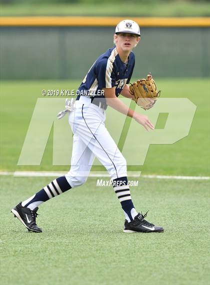 Thumbnail 2 in Perrin-Whitt vs Savoy (UIL 1A Region 2 Area Playoff) photogallery.
