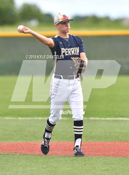 Thumbnail 3 in Perrin-Whitt vs Savoy (UIL 1A Region 2 Area Playoff) photogallery.