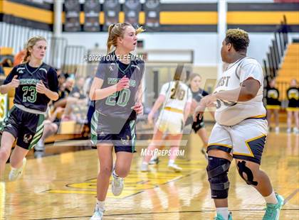 Thumbnail 3 in Lawrence Free State @ Shawnee Mission West photogallery.