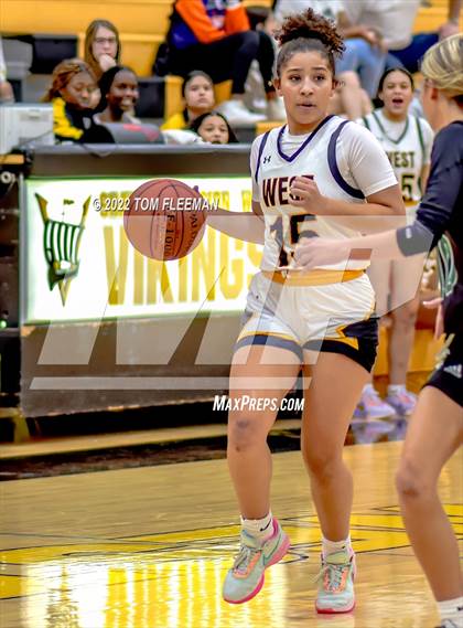 Thumbnail 2 in Lawrence Free State @ Shawnee Mission West photogallery.
