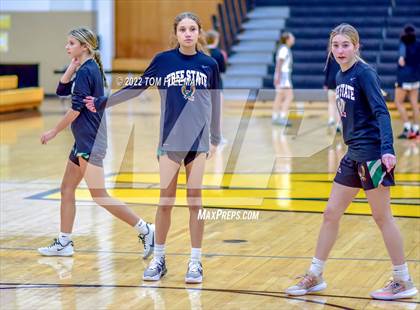 Thumbnail 3 in Lawrence Free State @ Shawnee Mission West photogallery.