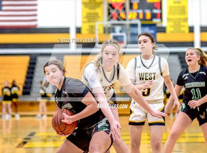 Thumbnail 2 in Lawrence Free State @ Shawnee Mission West photogallery.
